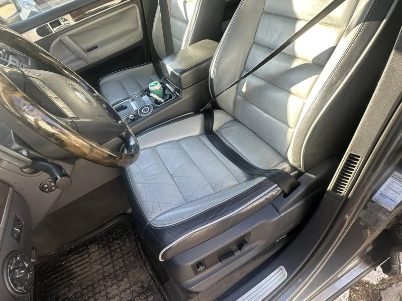 VW Touareg 5.0 , снимка 14 - Автомобили и джипове - 49262251