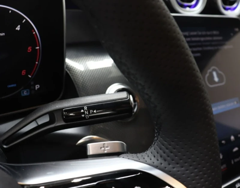 Mercedes-Benz GLC 220  AMG line - PANO- HEAD UP* KEYLESS* EXCLUSIVE, снимка 14 - Автомобили и джипове - 52530485