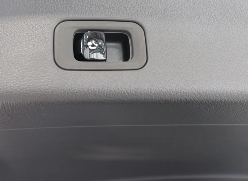 Mercedes-Benz GLC 220  AMG line - PANO- HEAD UP* KEYLESS* EXCLUSIVE, снимка 15 - Автомобили и джипове - 52530485