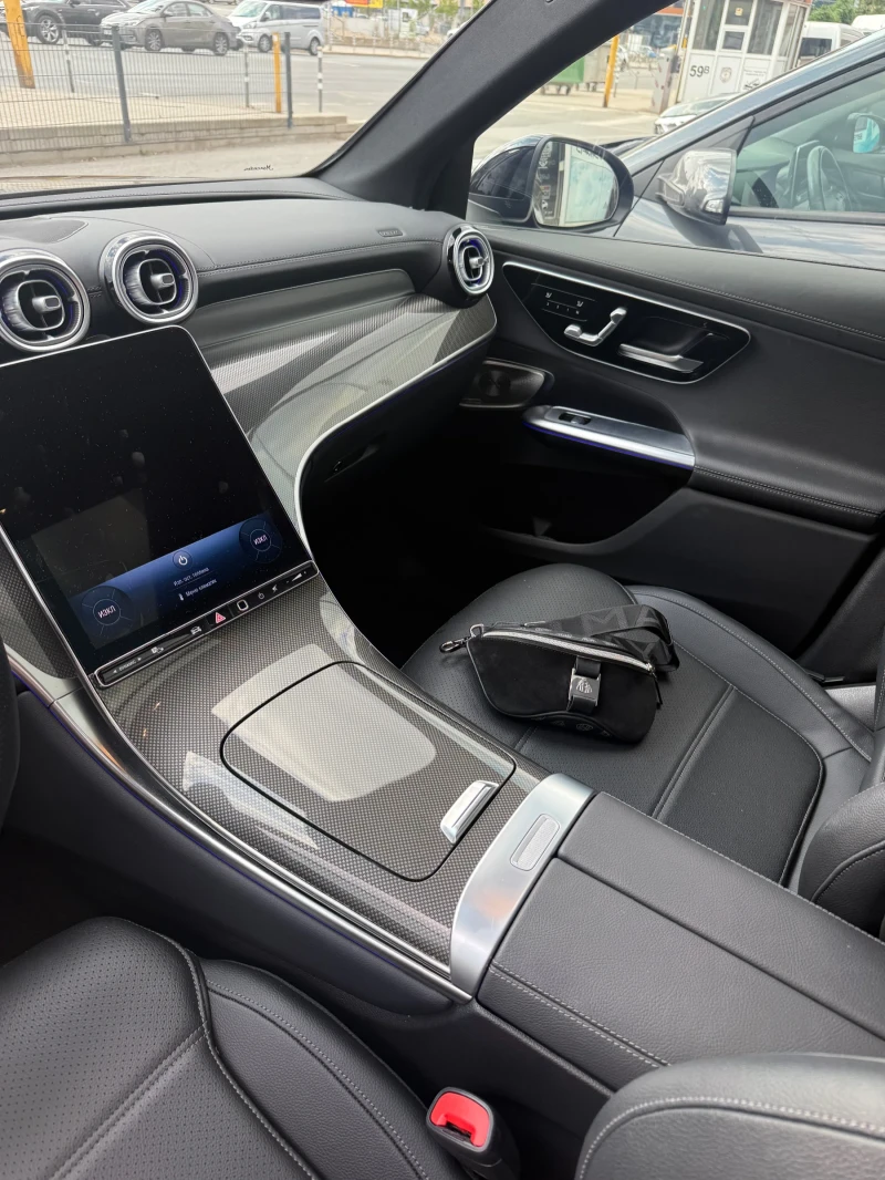 Mercedes-Benz GLC 220  AMG line - PANO- HEAD UP* KEYLESS* EXCLUSIVE, снимка 7 - Автомобили и джипове - 52530485
