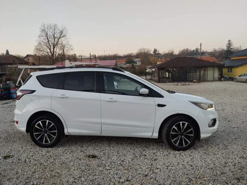 Ford Kuga, снимка 6 - Автомобили и джипове - 52423444