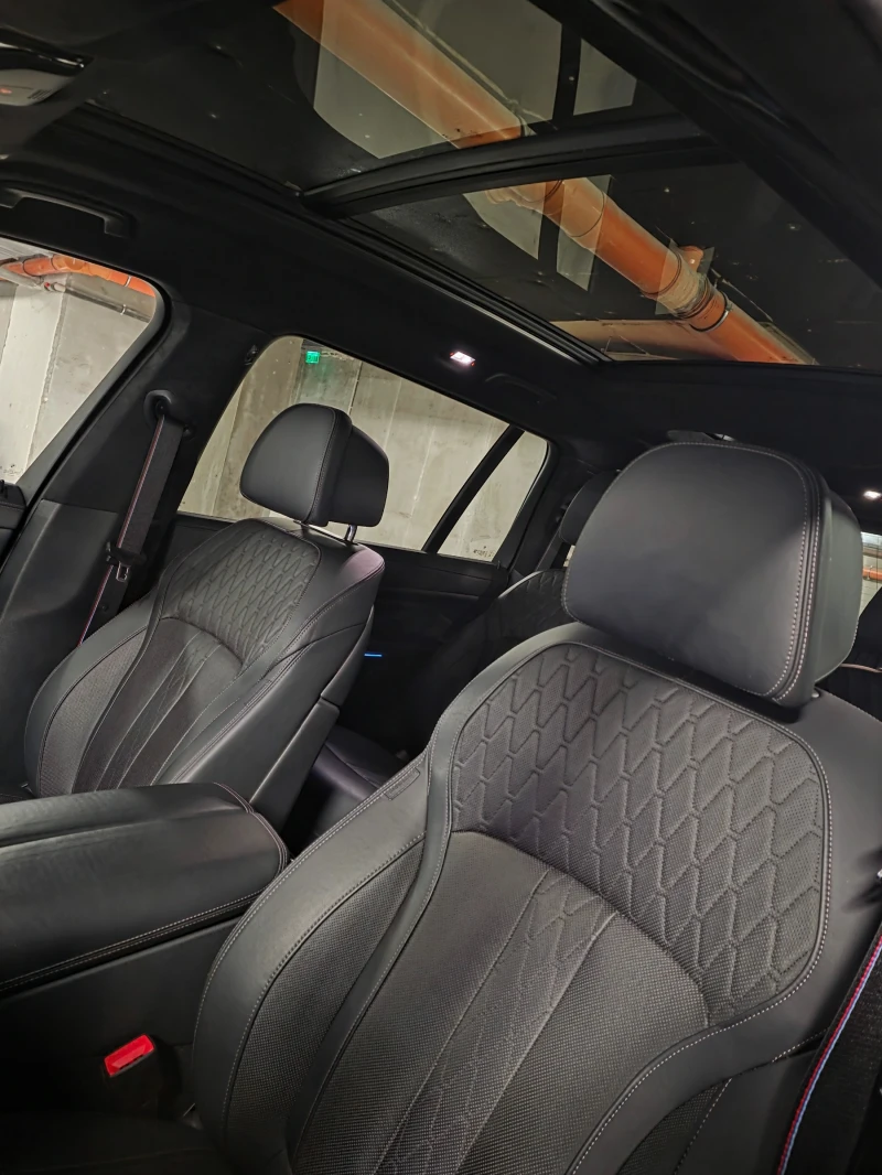 BMW X7 М60i* 7 местен* H&K* панорама* 360 , снимка 15 - Автомобили и джипове - 52938755