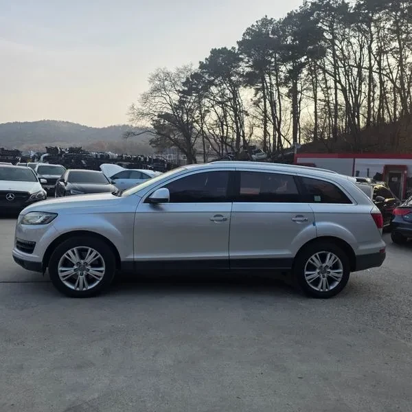 Audi Q7 3.0 TDI Quattro, снимка 3 - Автомобили и джипове - 55132444