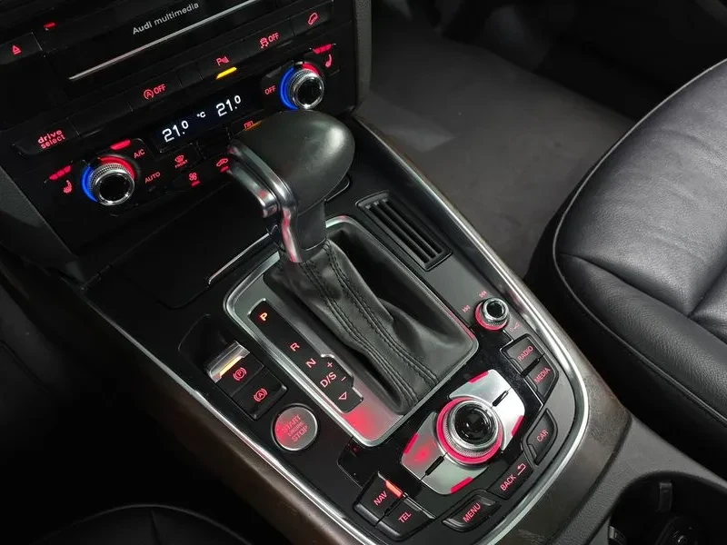 Audi Q5 Tdi Quattro 8R, снимка 9 - Автомобили и джипове - 55220787