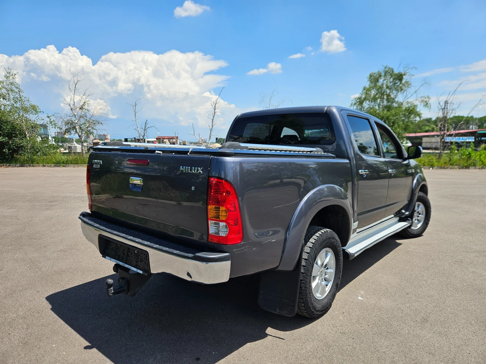 Toyota Hilux  - изображение 6