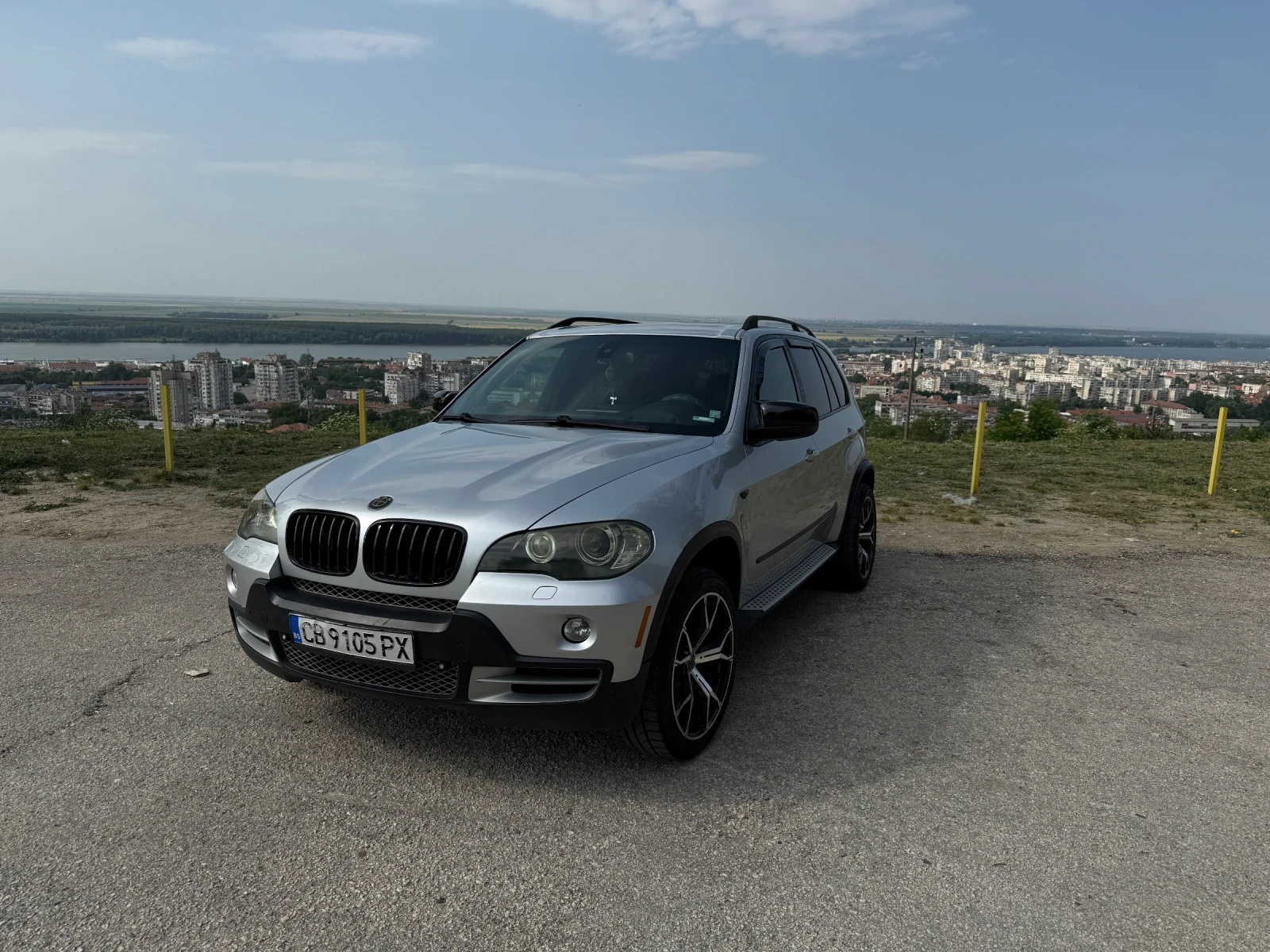BMW X5 4.8 - изображение 2