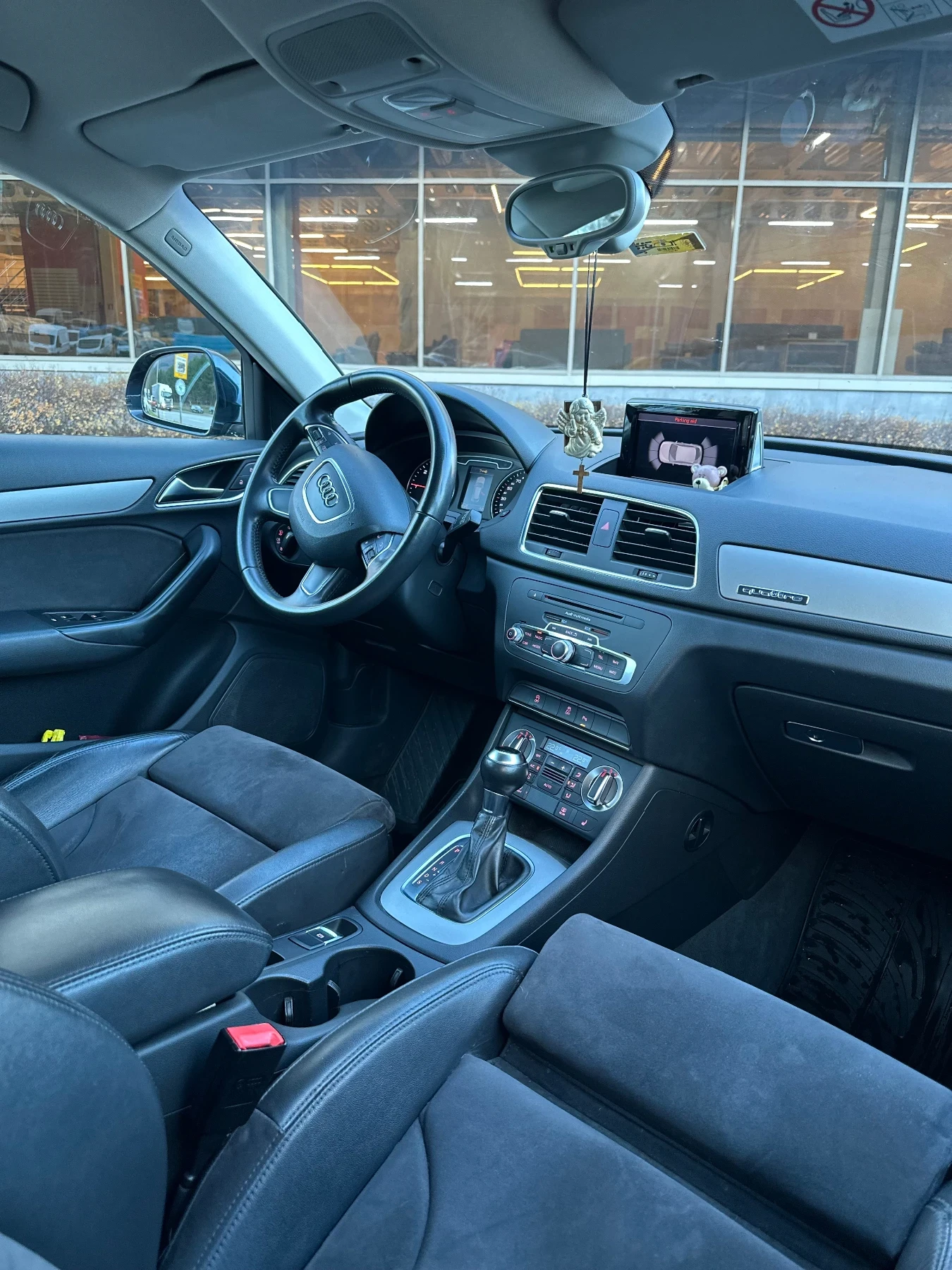 Audi Q3 2.0 TDI Quattro | Mobile.bg � ����������� 11