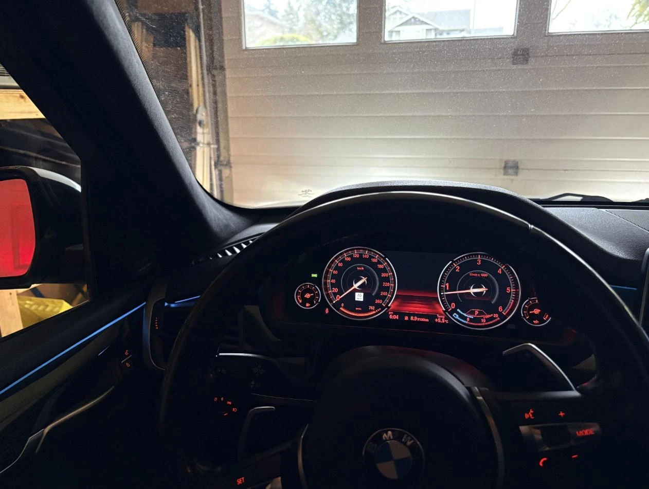 BMW X5 35d* HeadUp* Обдух* 2Комплектаджанти* H&K* , снимка 9 - Автомобили и джипове - 53826231