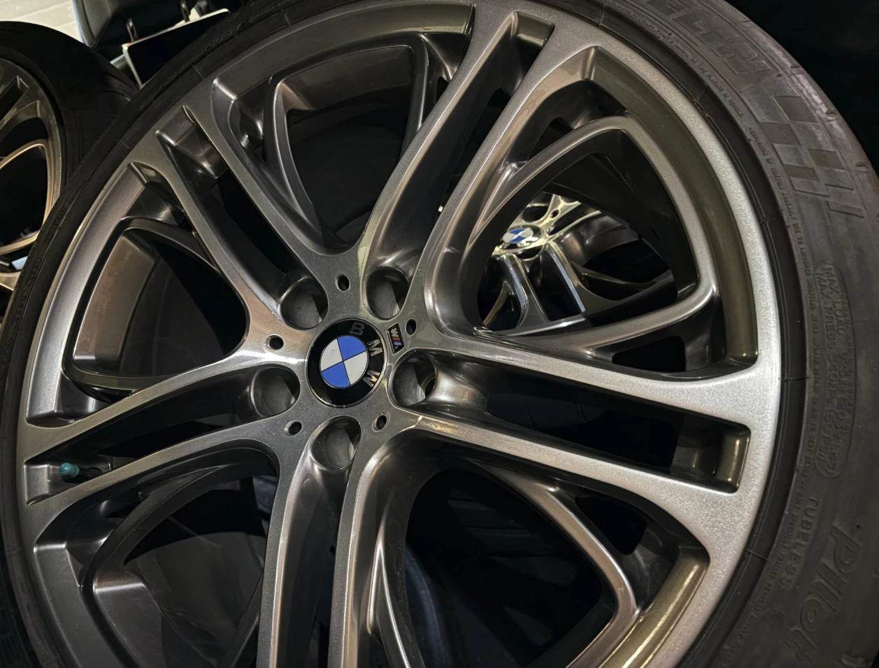 BMW X5 35d* HeadUp* Обдух* 2Комплектаджанти* H&K* , снимка 2 - Автомобили и джипове - 53826231