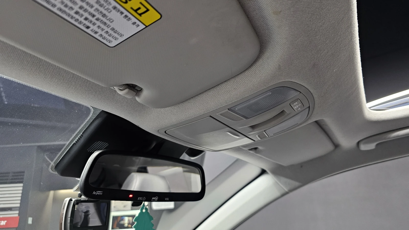 Kia Stonic 1.6 Prestige autogeorge.com, снимка 16 - Автомобили и джипове - 54136472