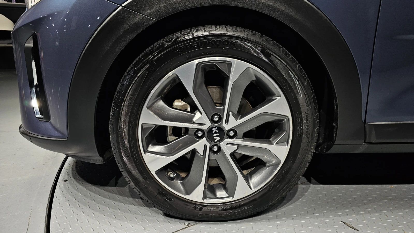 Kia Stonic 1.6 Prestige autogeorge.com, снимка 5 - Автомобили и джипове - 54136472