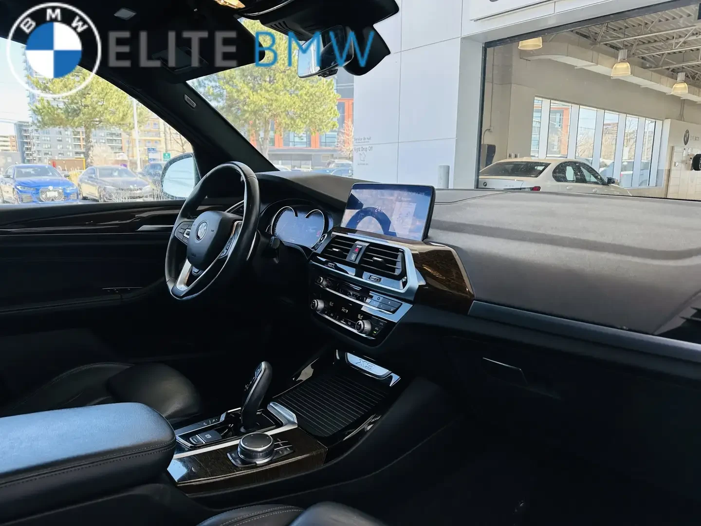 BMW X3 XDRIVE* ПОДГРЕВ* HEADUP* AMBIENT* PANO* М.ТОЧКА* , снимка 15 - Автомобили и джипове - 54371608