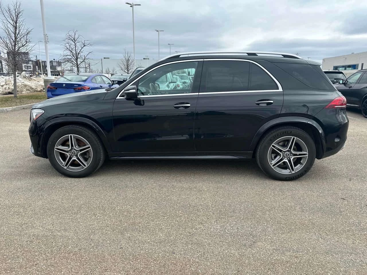 Mercedes-Benz GLE 450 | AMG-LIN| DISTR| 360| BURMEST| ОБДУХ| ПОДРЕВ| HUD, снимка 4 - Автомобили и джипове - 54479931