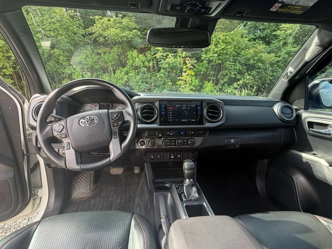 Toyota Tacoma * TRD * CARFAX * ЦЕНА ДО БГ, снимка 10 - Автомобили и джипове - 55399060