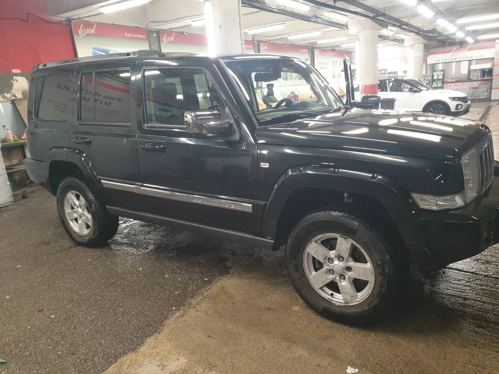 Jeep Commander Limited, снимка 3 - Автомобили и джипове - 55858165