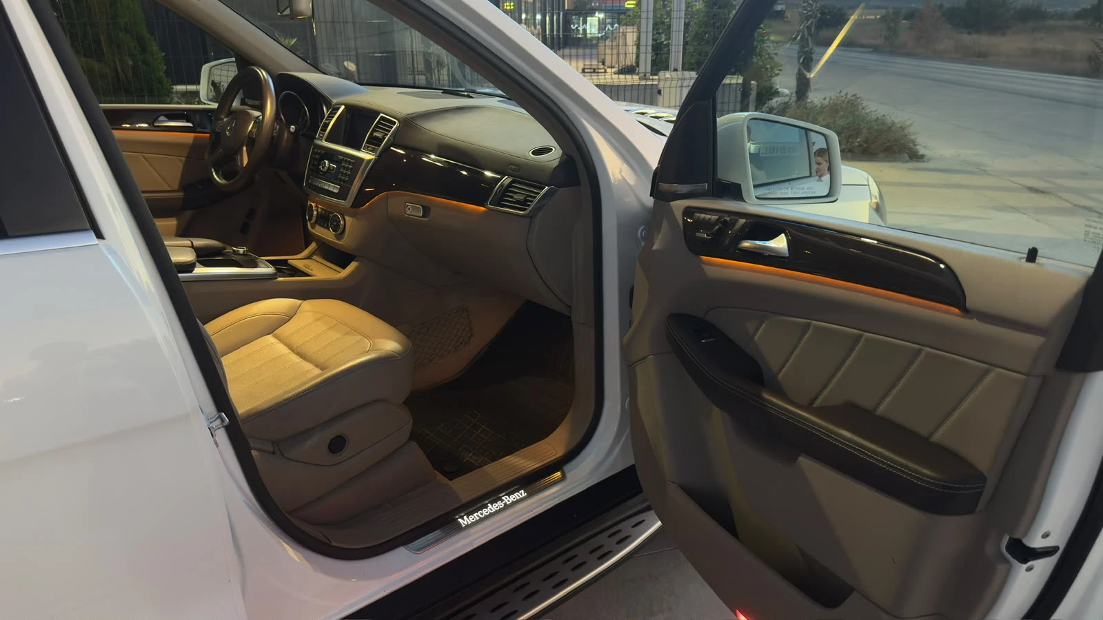 Mercedes-Benz GL 450, снимка 10 - Автомобили и джипове - 55979540