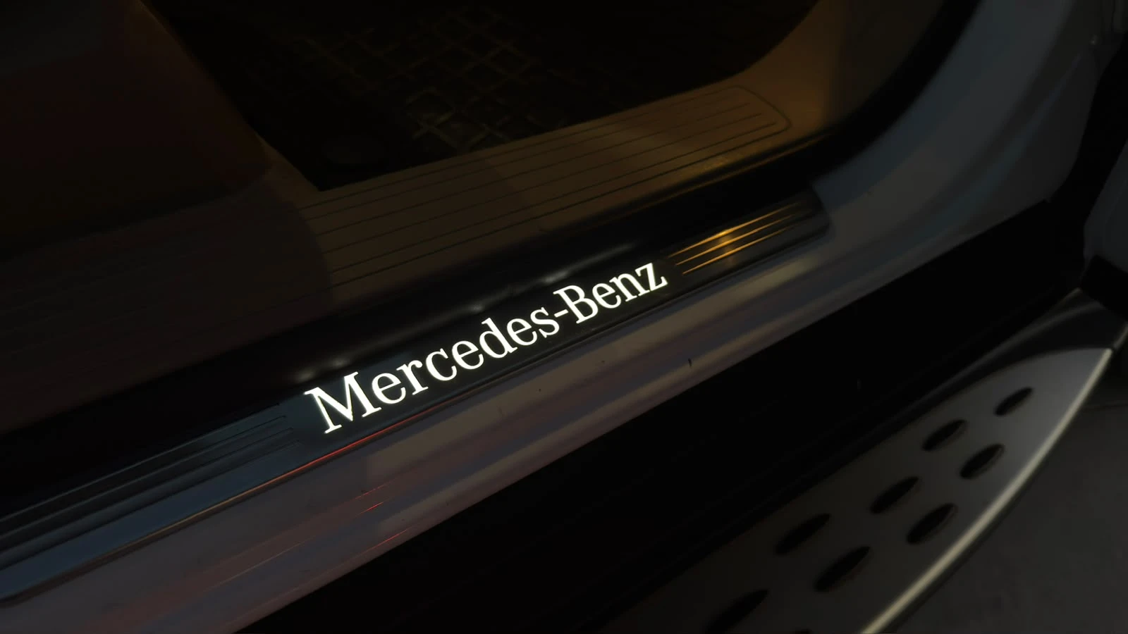 Mercedes-Benz GL 450, снимка 12 - Автомобили и джипове - 55979540