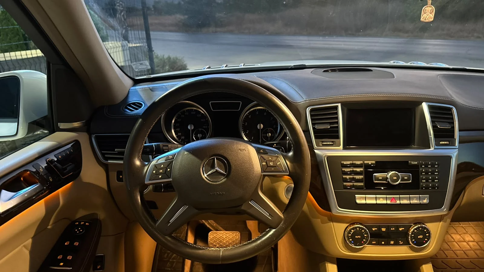 Mercedes-Benz GL 450, снимка 16 - Автомобили и джипове - 55979540