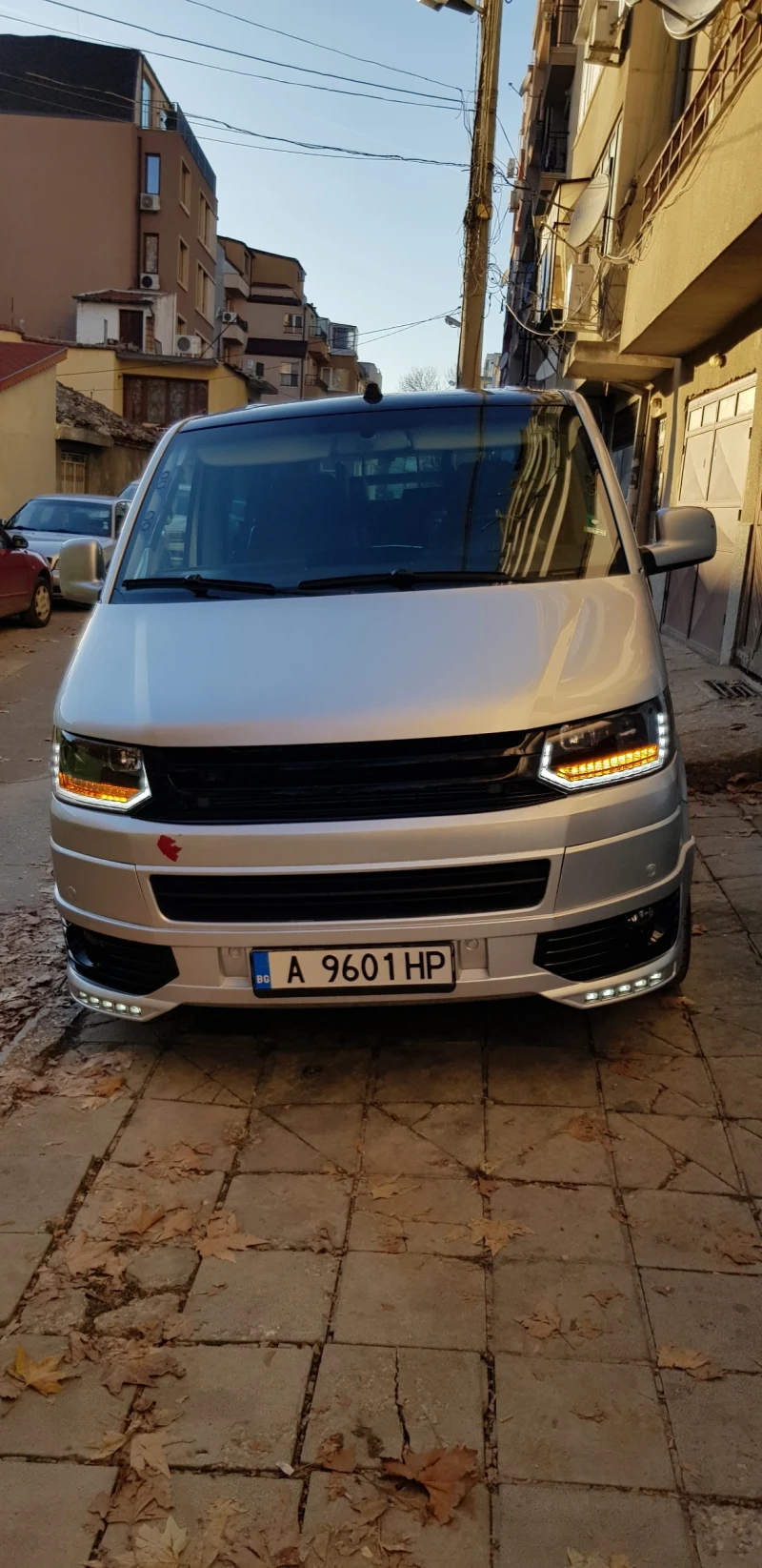 VW Multivan Т5 multivan highline, снимка 5 - Бусове и автобуси - 49065964