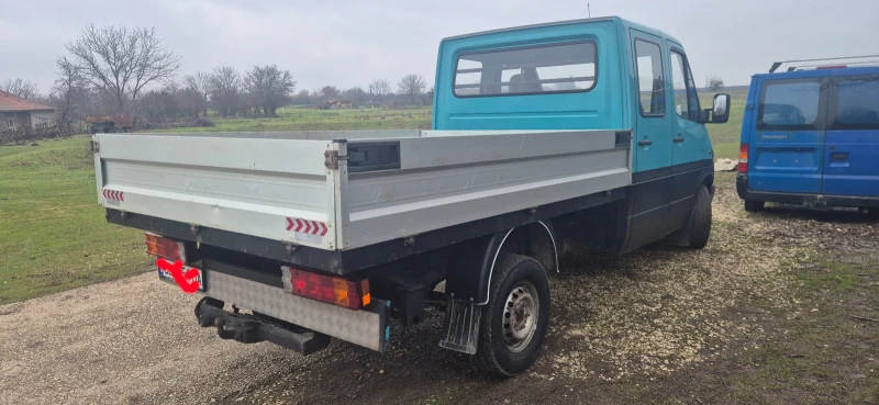 Mercedes-Benz Sprinter 311 2.2, снимка 2 - Бусове и автобуси - 53409767