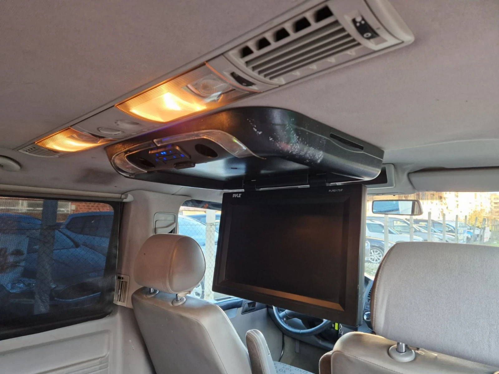 VW Transporter 2.5 / 8 места  - изображение 8