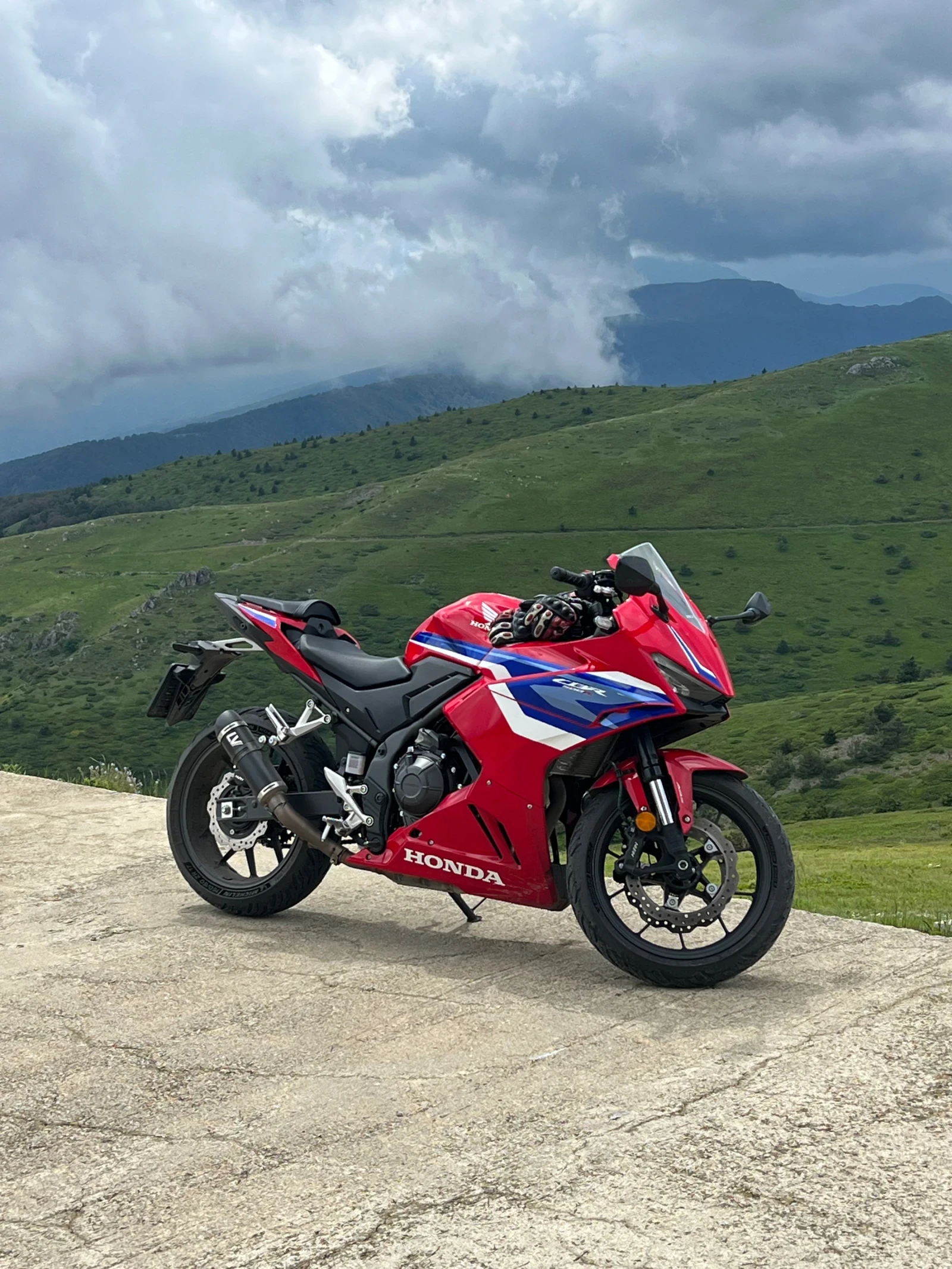 Honda Cbr Leo Vince, снимка 14 - Мотоциклети и мототехника - 55680854