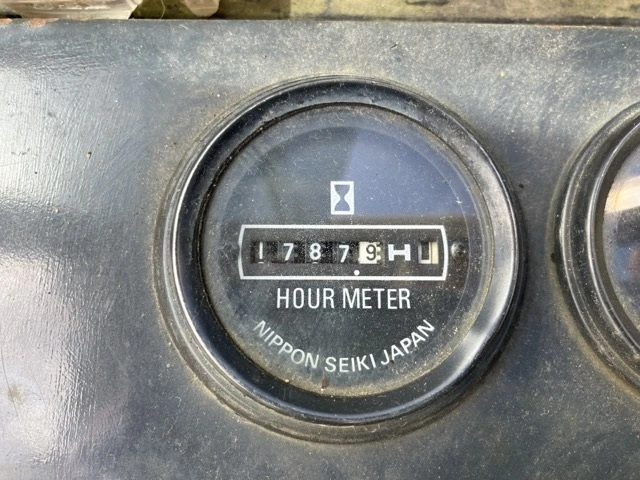 Багер Takeuchi TB350 JAPAN -  ОЧАКВАН 15.09.2026!!!, снимка 9 - Индустриална техника - 54347614