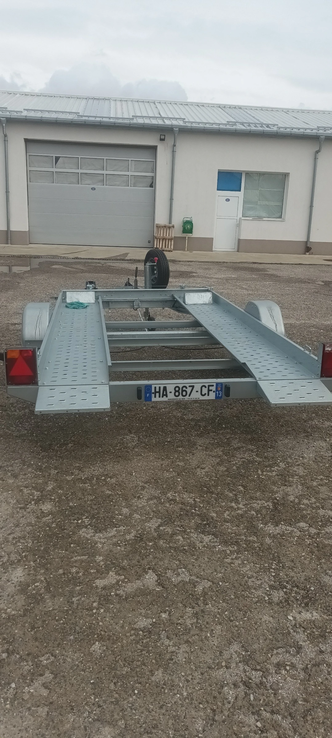 �� ��������� Lider KNOTT | Mobile.bg � ����������� 3