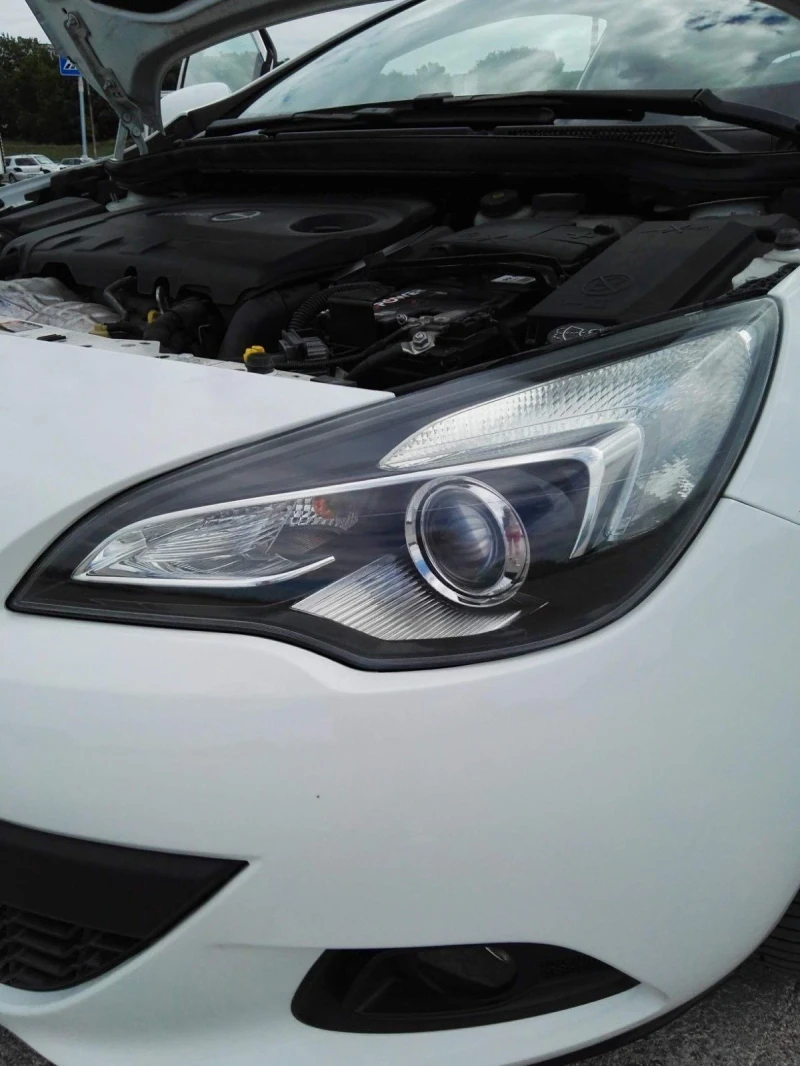 Opel Astra GTC 2.0 CDTI 165 к.с Cosmo , снимка 11 - Автомобили и джипове - 48501961