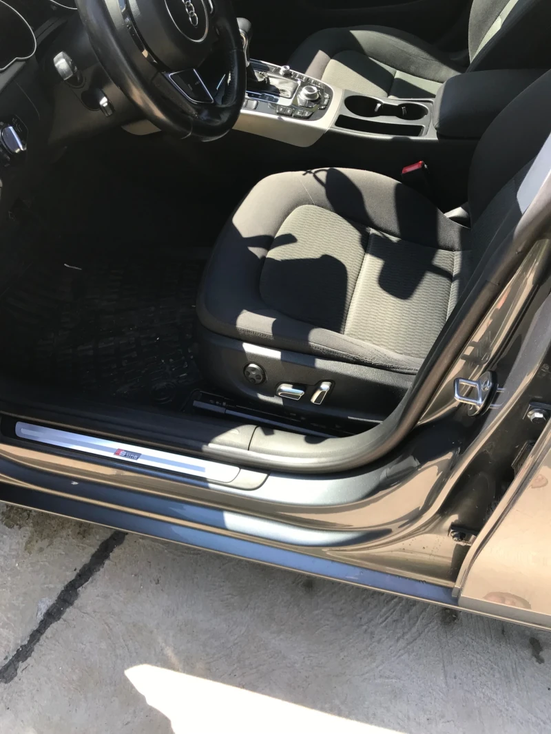 Audi A5 2.0 TDI 177k.s , снимка 11 - Автомобили и джипове - 52709967