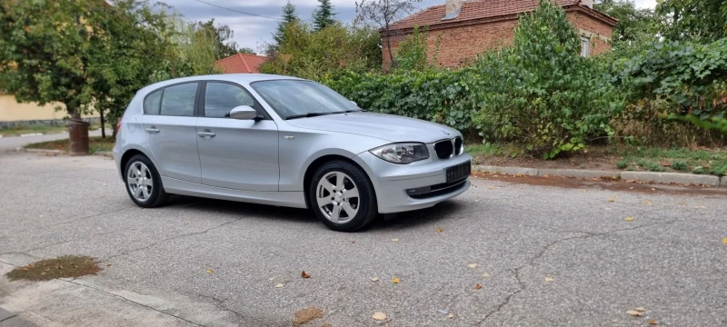 BMW 116  2010г, снимка 8 - Автомобили и джипове - 52136354