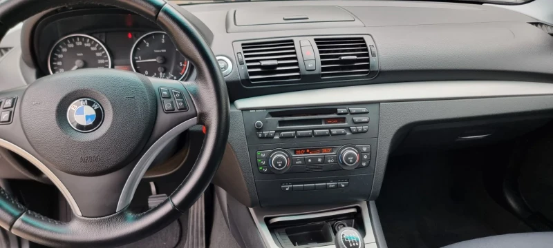 BMW 116  2010г, снимка 11 - Автомобили и джипове - 52136354