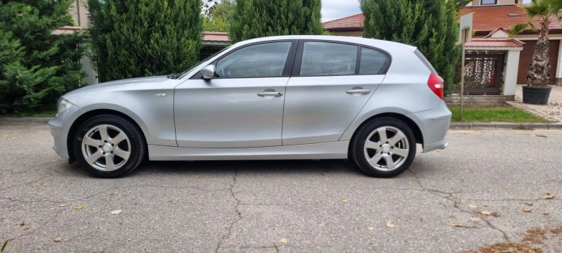BMW 116  2010г, снимка 7 - Автомобили и джипове - 52136354
