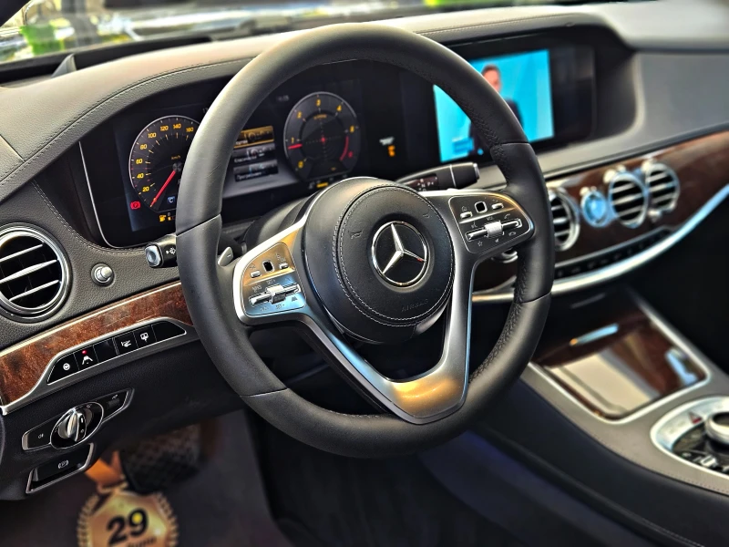 Mercedes-Benz S 350 L/AMG/4M/TVx3/DISTR/PANO/ВАКУУМ/ОБДУХ/AMBI/HUD/LIZ, снимка 10 - Автомобили и джипове - 52237973