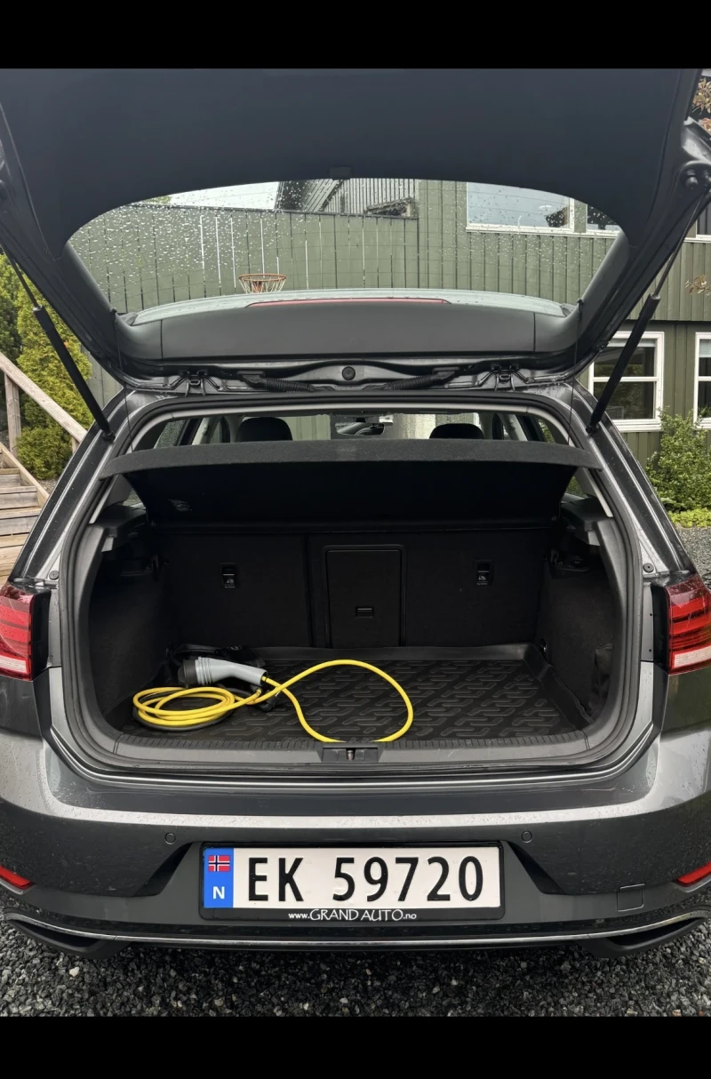 VW Golf, снимка 10 - Автомобили и джипове - 52980250