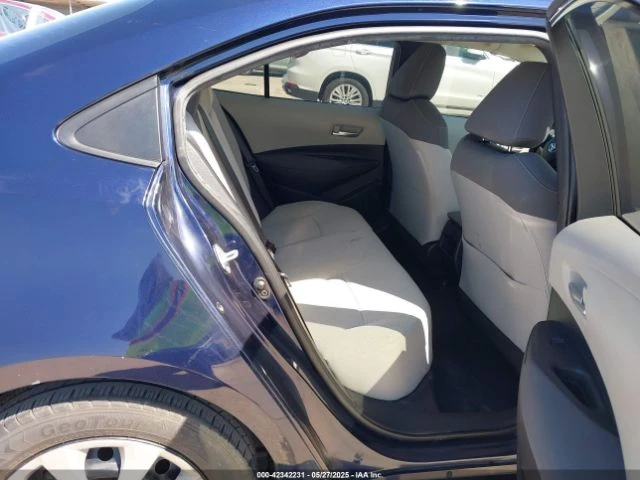 Toyota Corolla LE - изображение 8