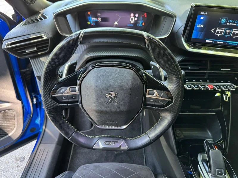 Peugeot 2008 GT PureTech, снимка 9 - Автомобили и джипове - 55050237