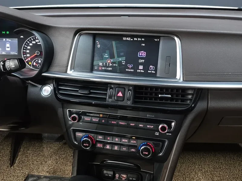 Kia K5 Hybrid 2Nd Generation Noblesse, снимка 13 - Автомобили и джипове - 56355101