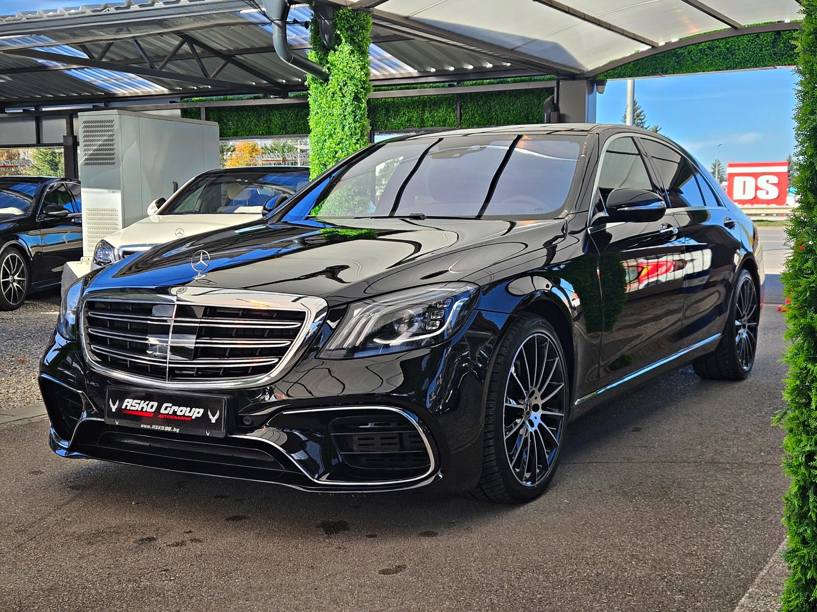 Mercedes-Benz S 350 L/AMG/4M/TVx3/DISTR/PANO/ВАКУУМ/ОБДУХ/AMBI/HUD/LIZ, снимка 1