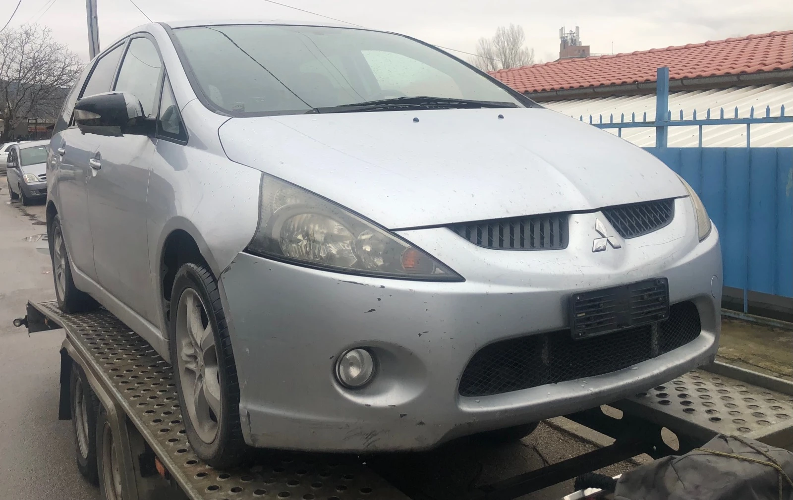 Mitsubishi Grandis 2.0 d 3 броя - изображение 2