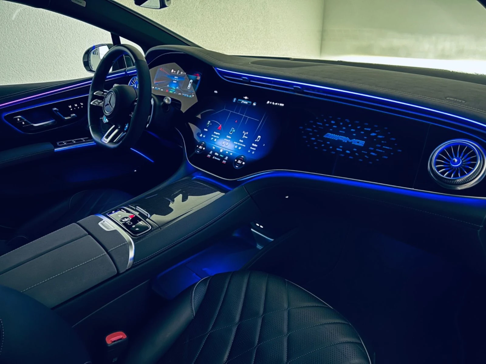 Mercedes-Benz EQS 5.3-AMG/658HP/4M/TV/PANO/360/FULL/AMBI/532v - изображение 7