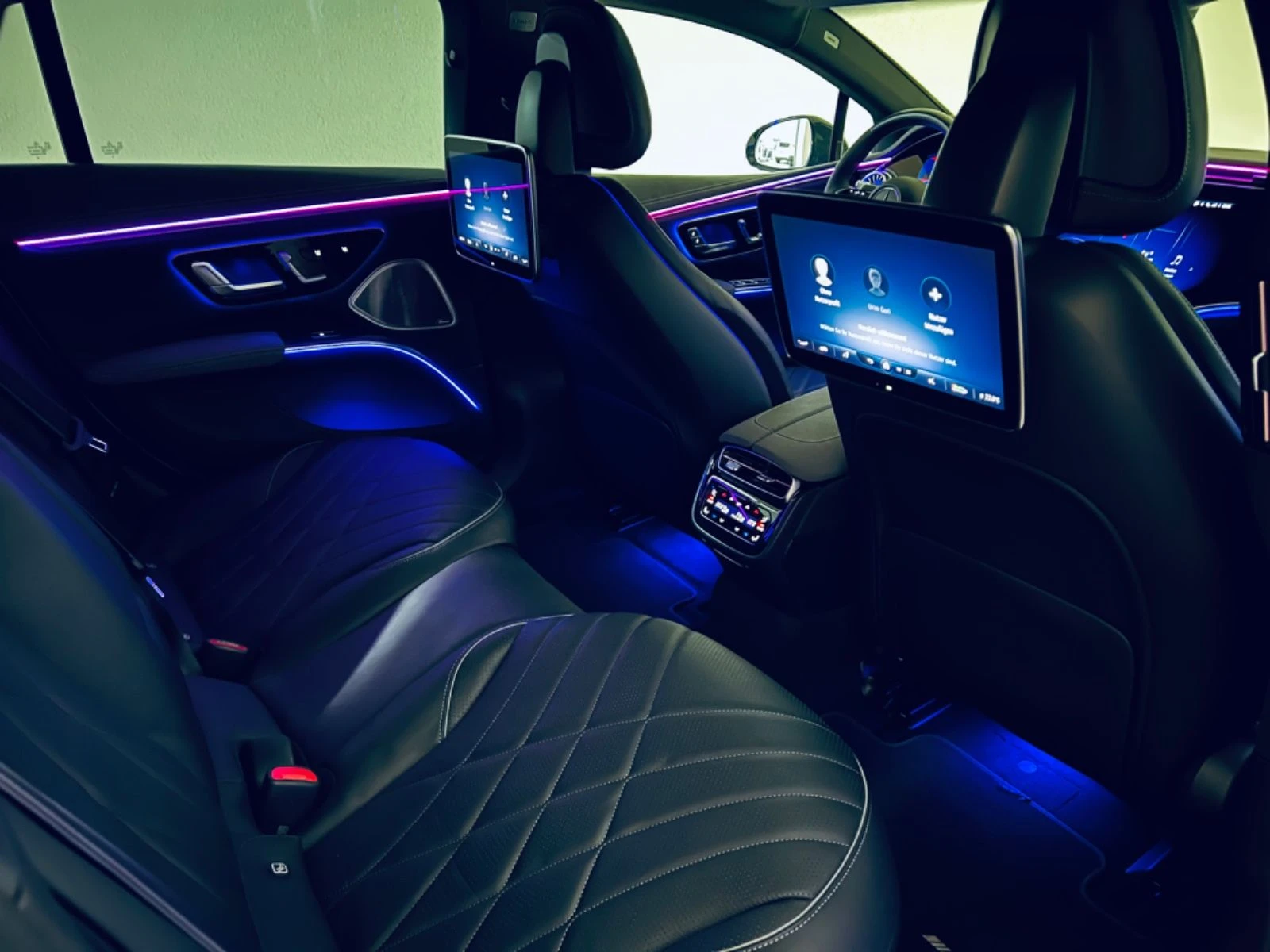 Mercedes-Benz EQS 5.3-AMG/658HP/4M/TV/PANO/360/FULL/AMBI/532v - изображение 9