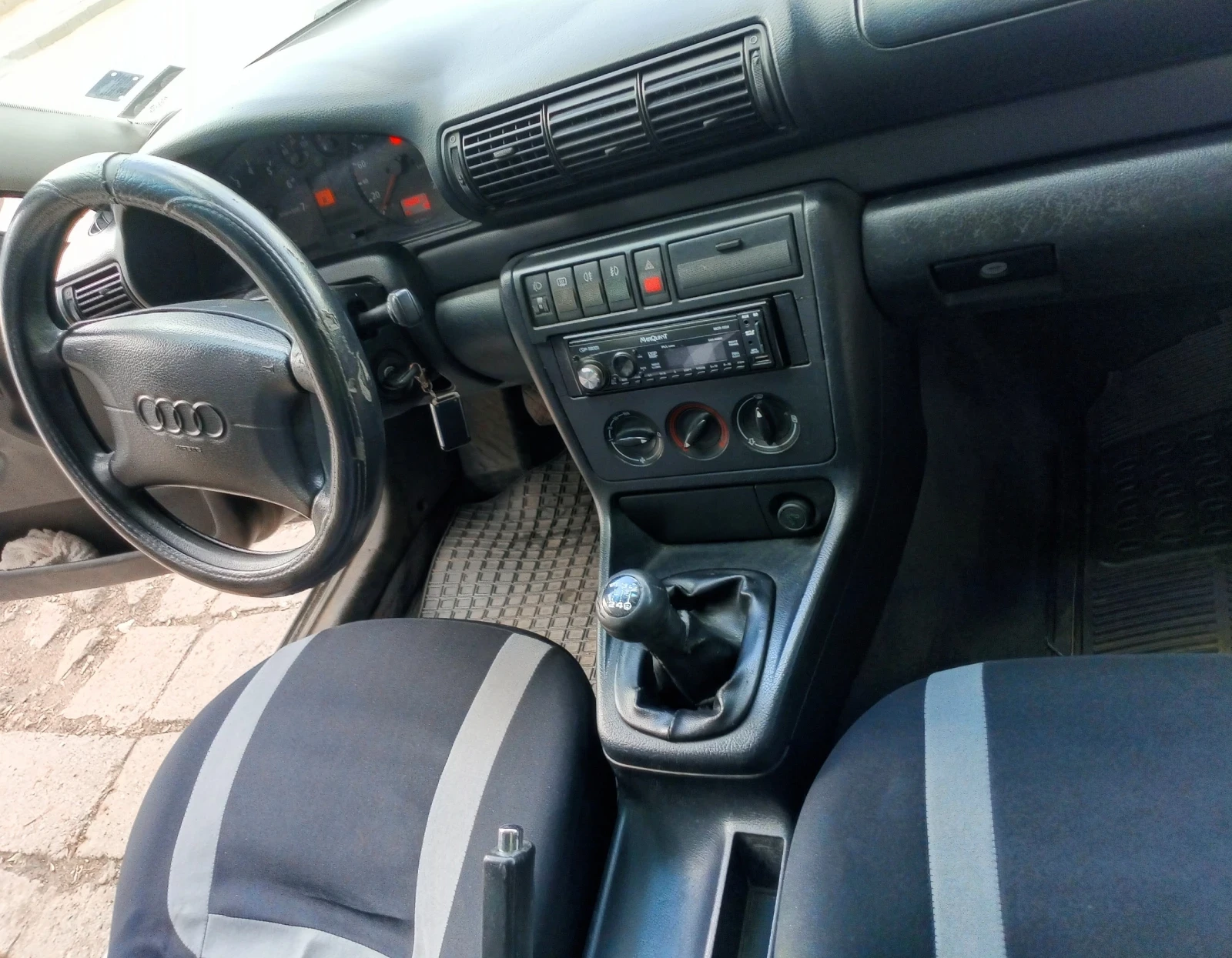 Audi A4 1.6 i - изображение 6
