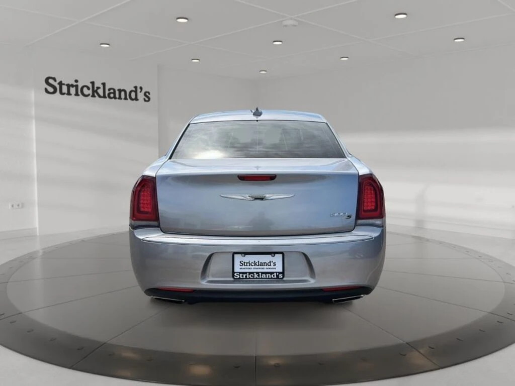 Chrysler 300c S - изображение 5