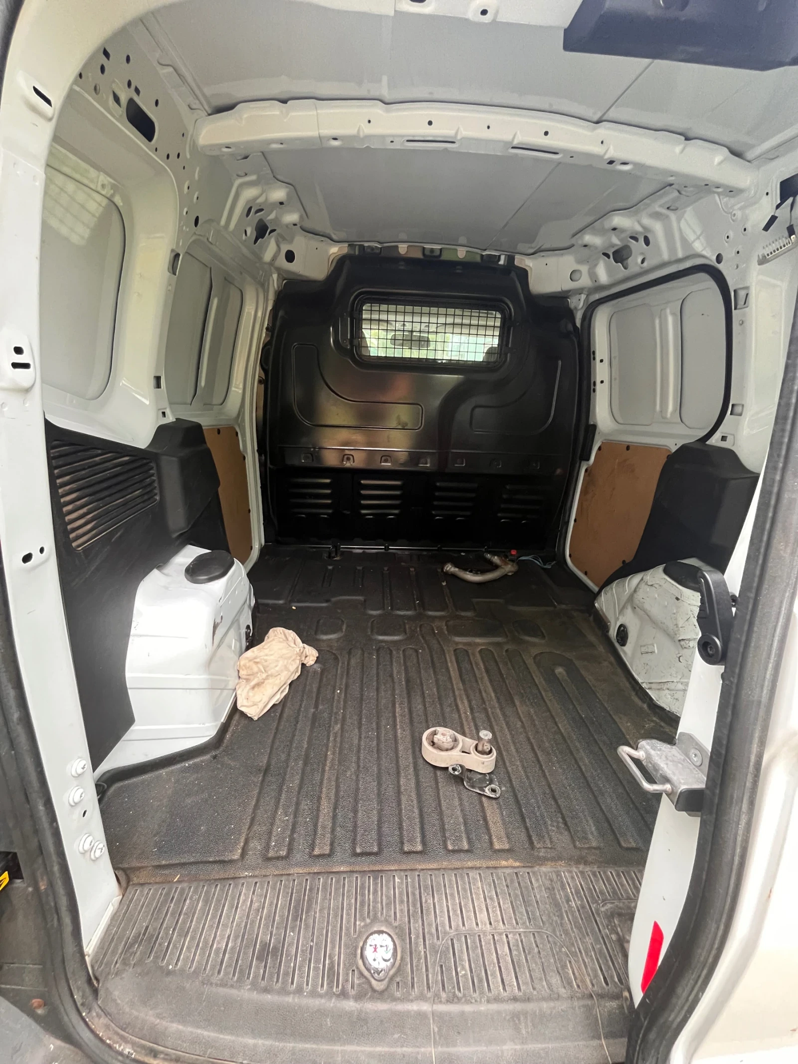 Ford Courier 1.5tdci /сваляем теглич / климатик - изображение 7