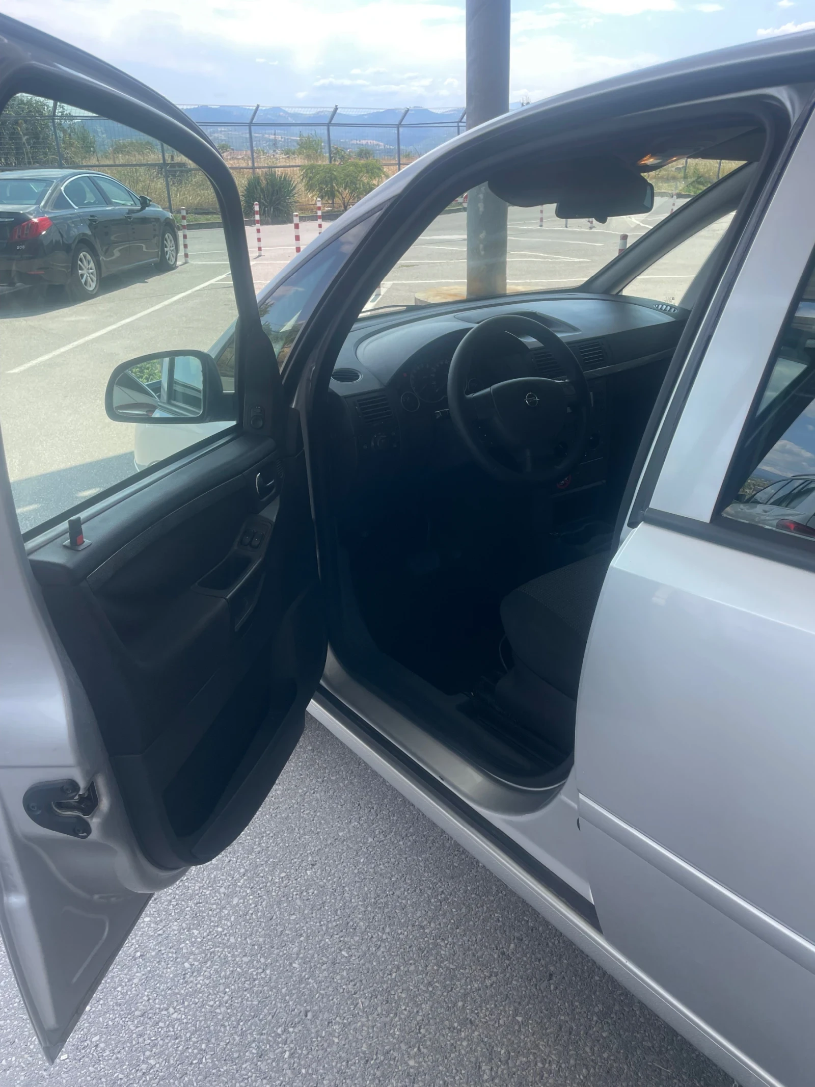 Opel Meriva 1.6i Facelift Бензин/Газ Клима - изображение 5