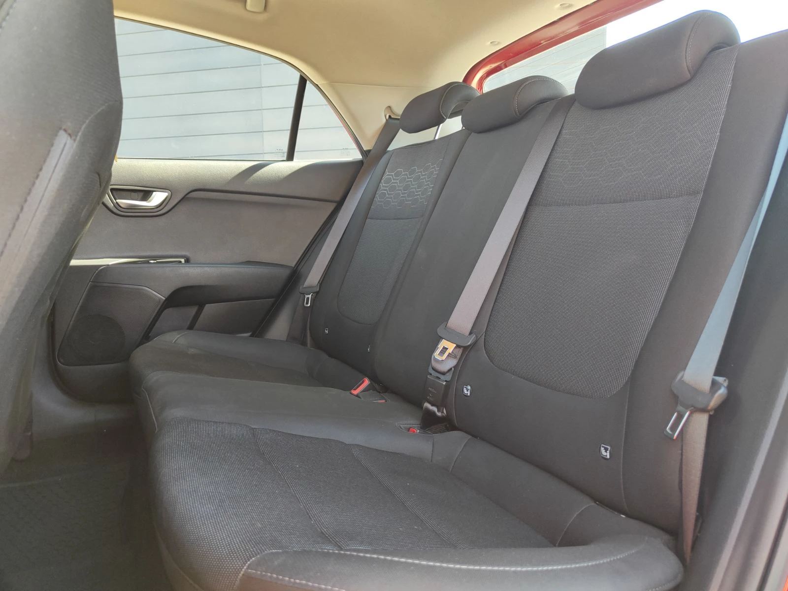 Kia Rio LX - изображение 10