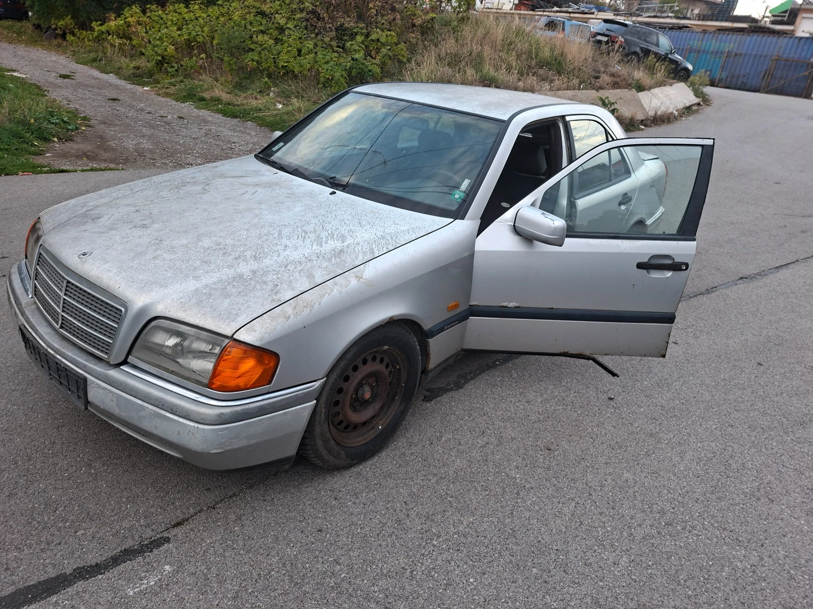 Mercedes-Benz C 180 Цял или на части  - изображение 2