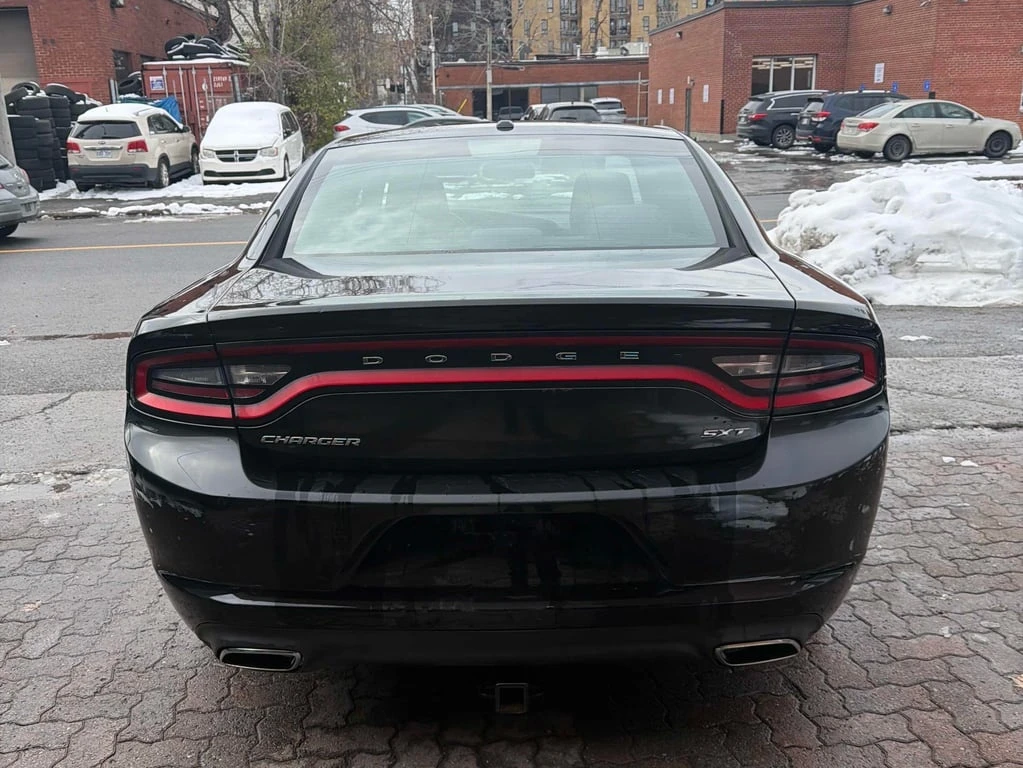 Dodge Charger * SXT * CARFAX * БЕЗ ПЪРВОНАЧАЛНА ВНОСКА - изображение 4