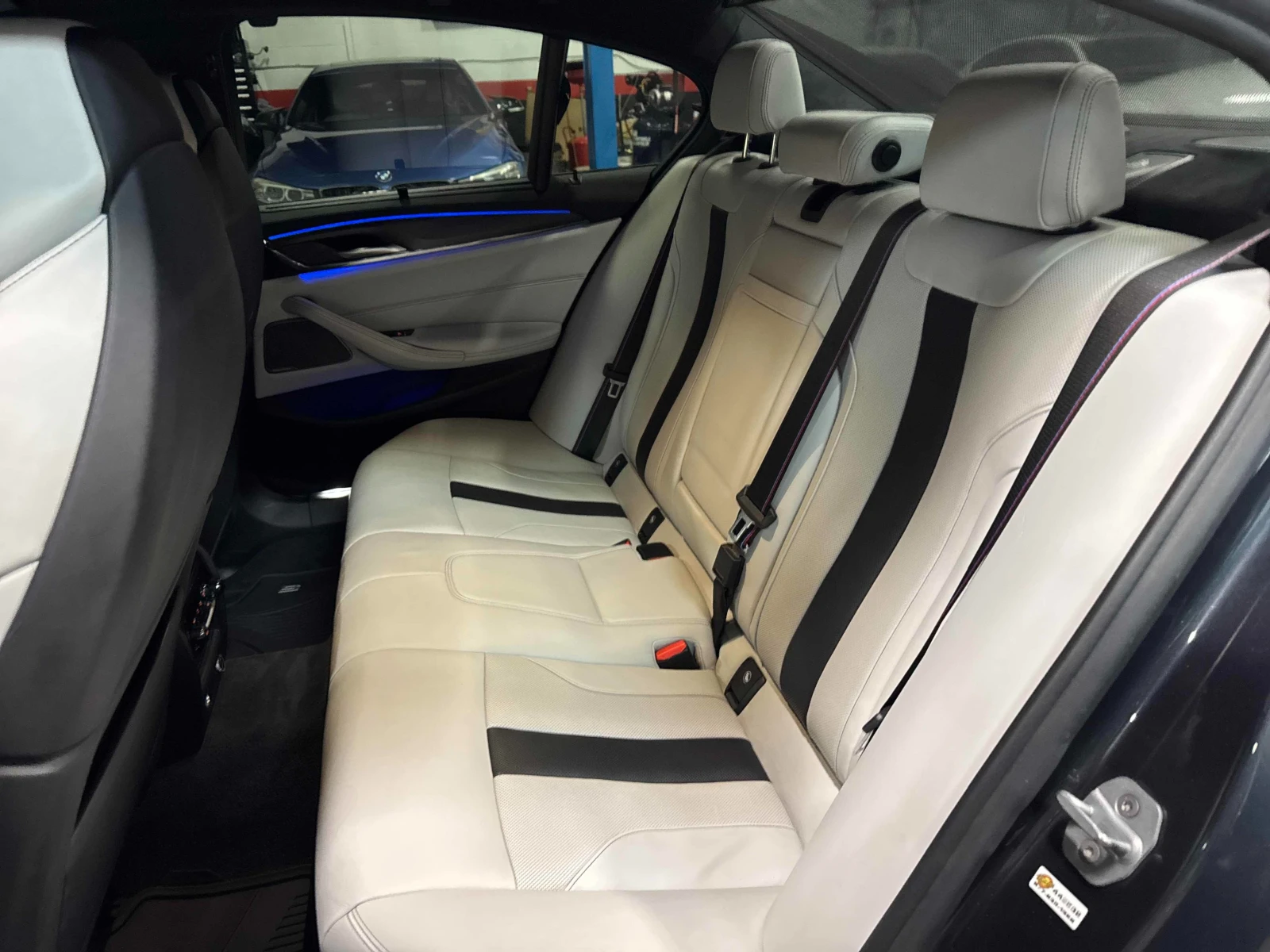 BMW M5 * * CARFAX * * ���� ������ * *  | Mobile.bg � ����������� 14